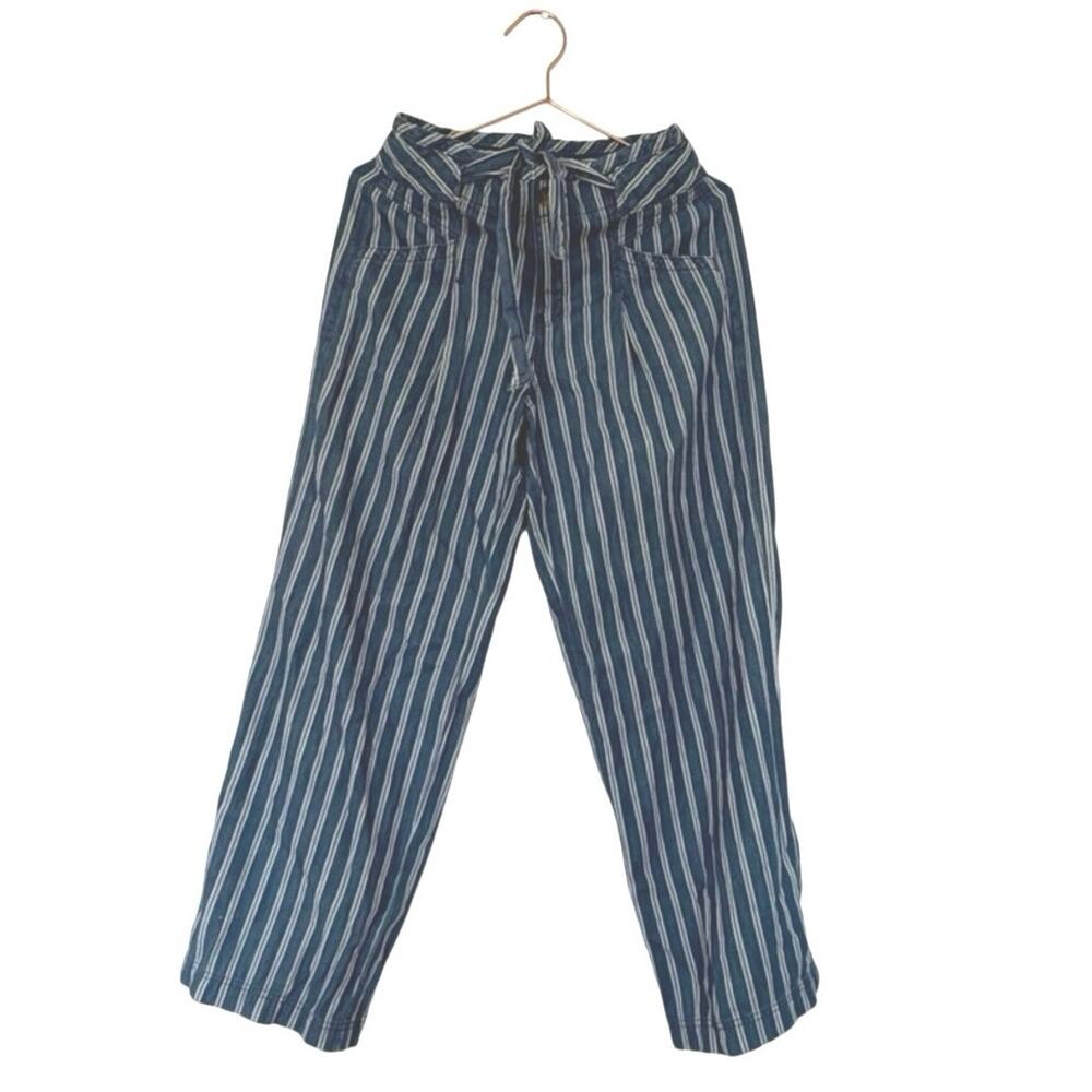 American Eagle Blue and White Striped Pants size 4